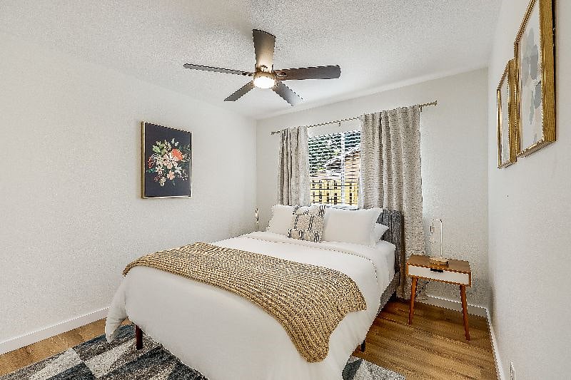 Our queen-size bed has the soft and firm Dream Cloud Premier mattress, soft linens, and a duvet.