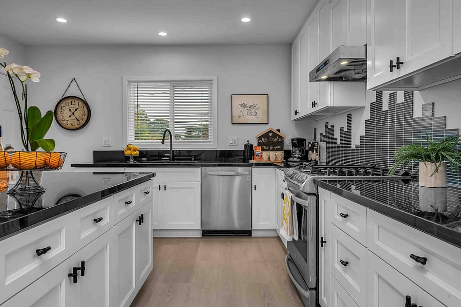 Furnished Finder property 558166_1 photo 7