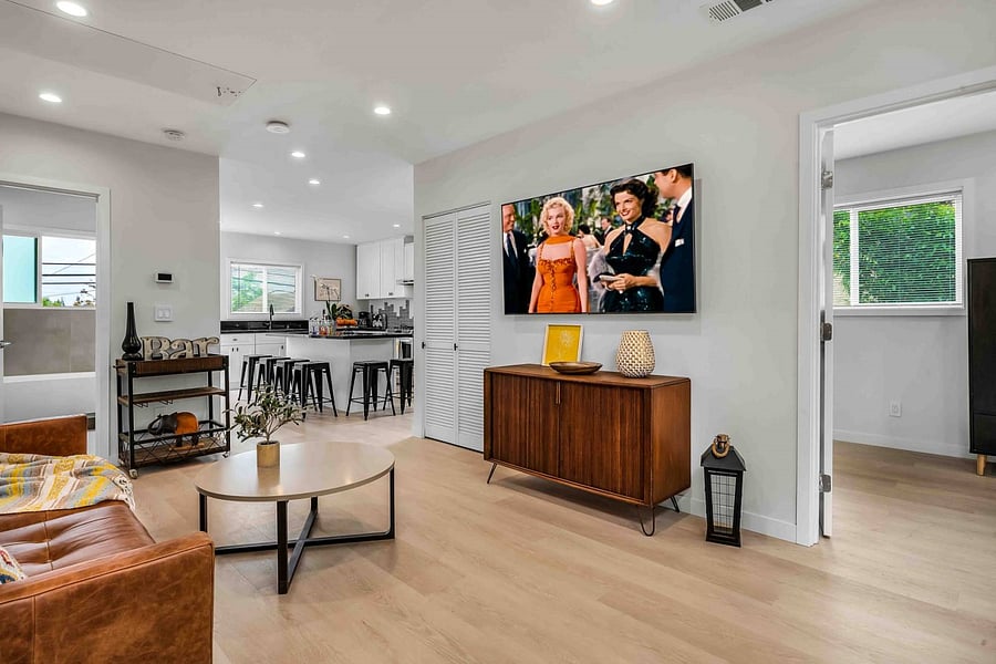 Furnished Finder property 558166_1 photo 3