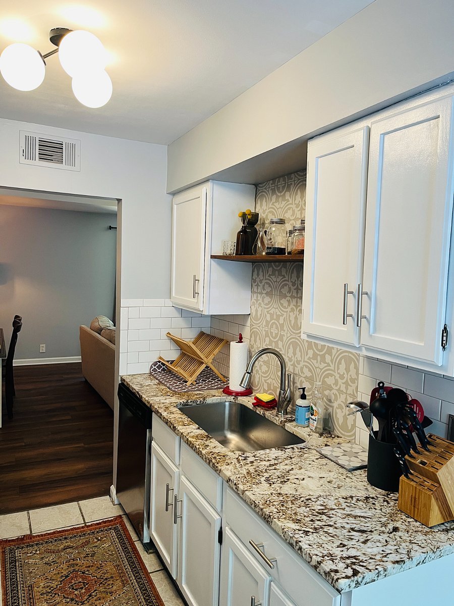 Furnished Finder property 558190_1 photo 7