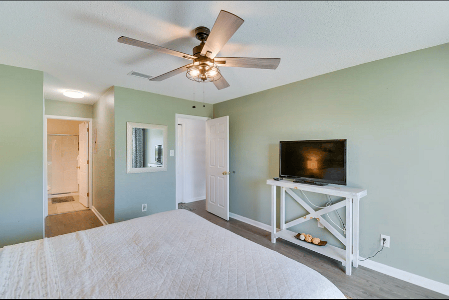 Master bedroom