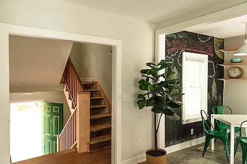 Furnished Finder property 558203_1 photo 3