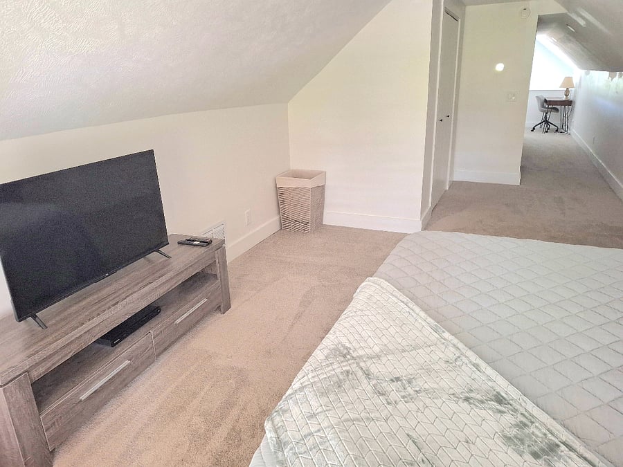 Furnished Finder property 558263_1 photo 20