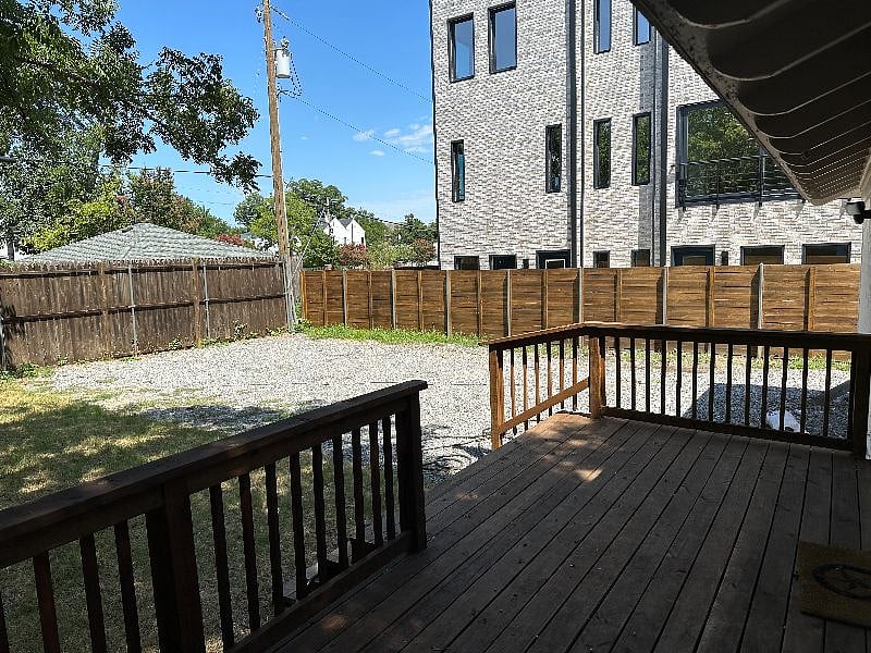 Furnished Finder property 558305_1 photo 16