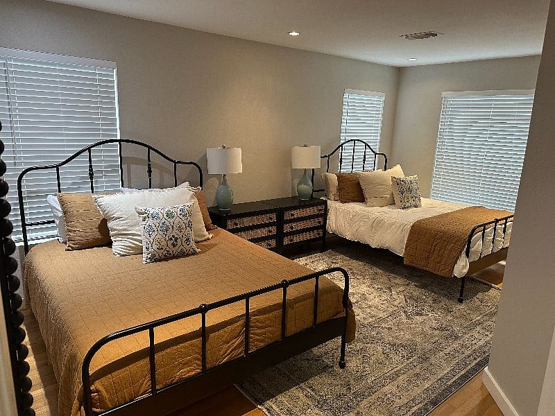 Furnished Finder property 558305_1 photo 8