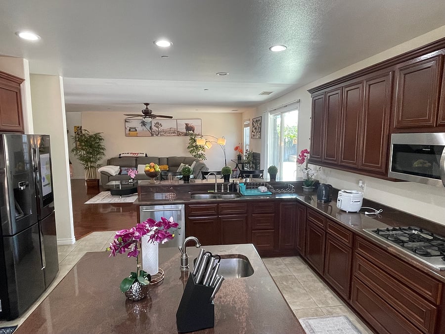 Furnished Finder property 558312_1 photo 3