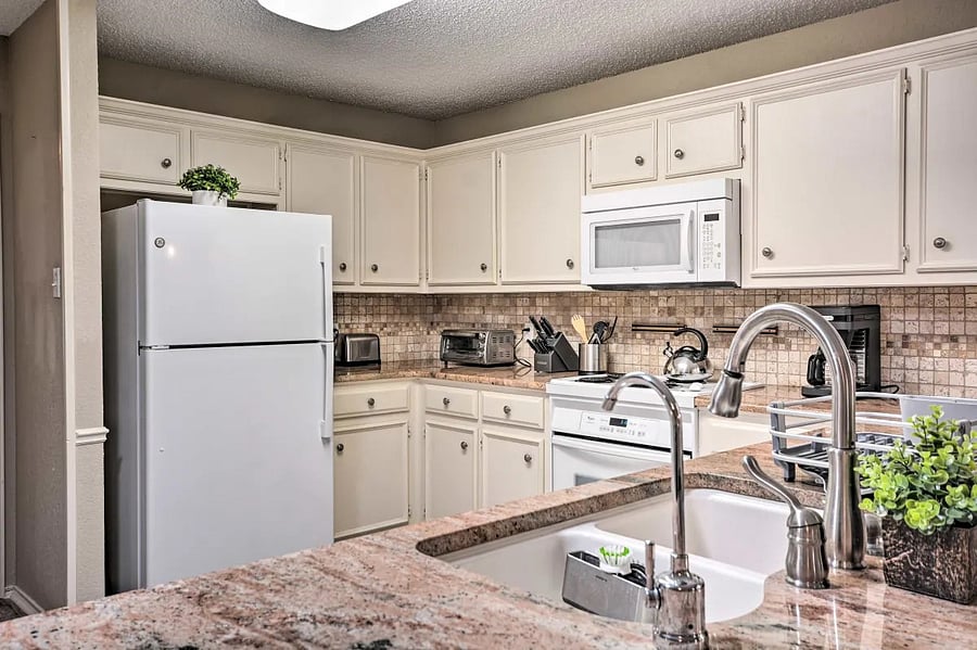 Furnished Finder property 558337_1 photo 7