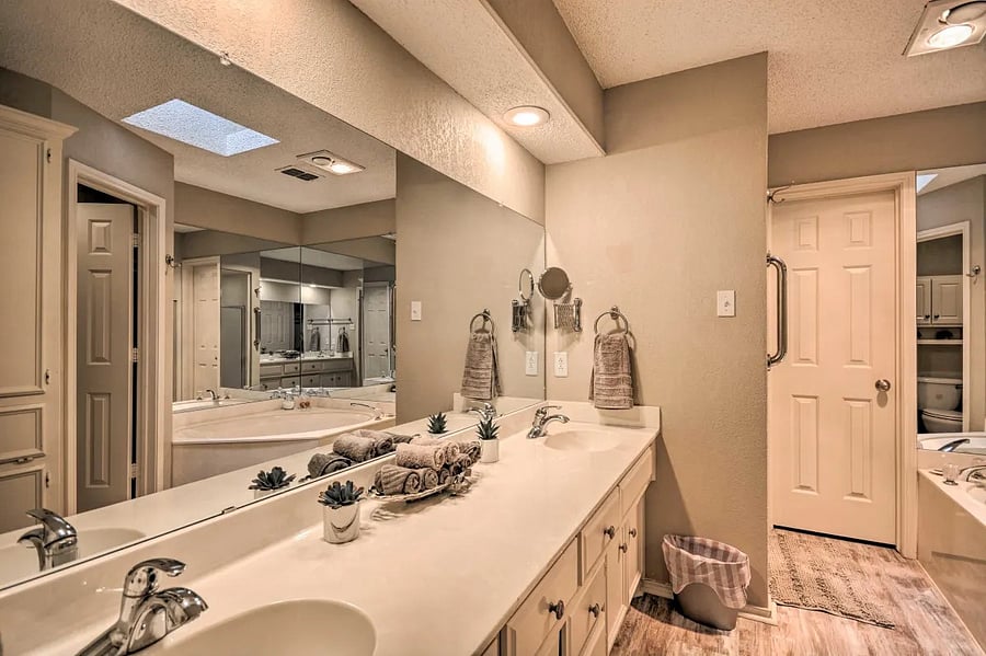 Furnished Finder property 558337_1 photo 17