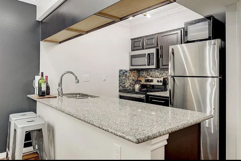 Furnished Finder property 558367_1 photo 5