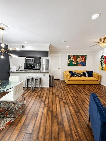 Furnished Finder property 558367_1 photo 3