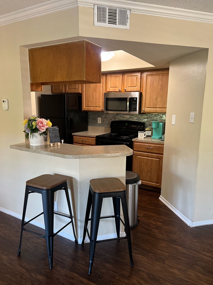 Furnished Finder property 558419_1 photo 4