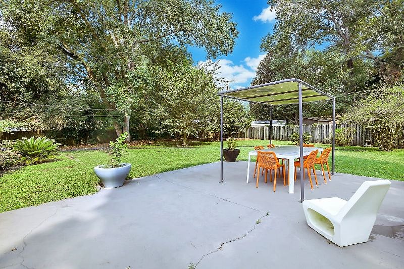Furnished Finder property 558552_1 photo 34