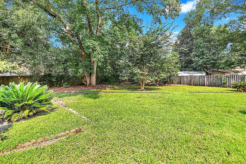 Furnished Finder property 558552_1 photo 35
