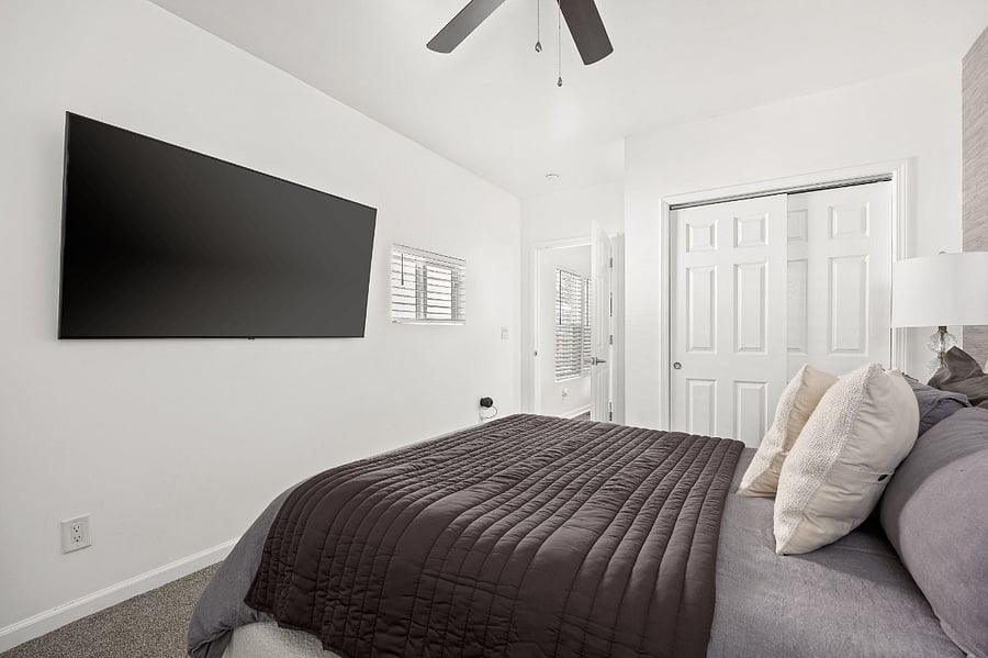 Furnished Finder property 558570_1 photo 7
