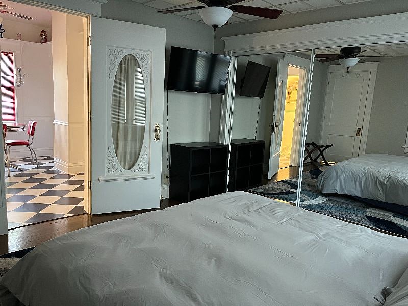 Furnished Finder property 558590_1 photo 4