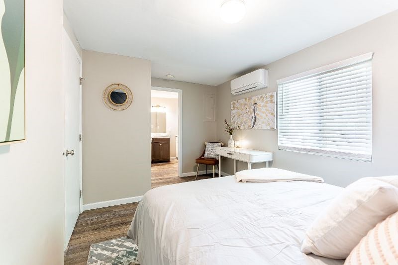Furnished Finder property 558626_2 photo 8