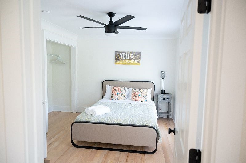 Furnished Finder property 558631_1 photo 33