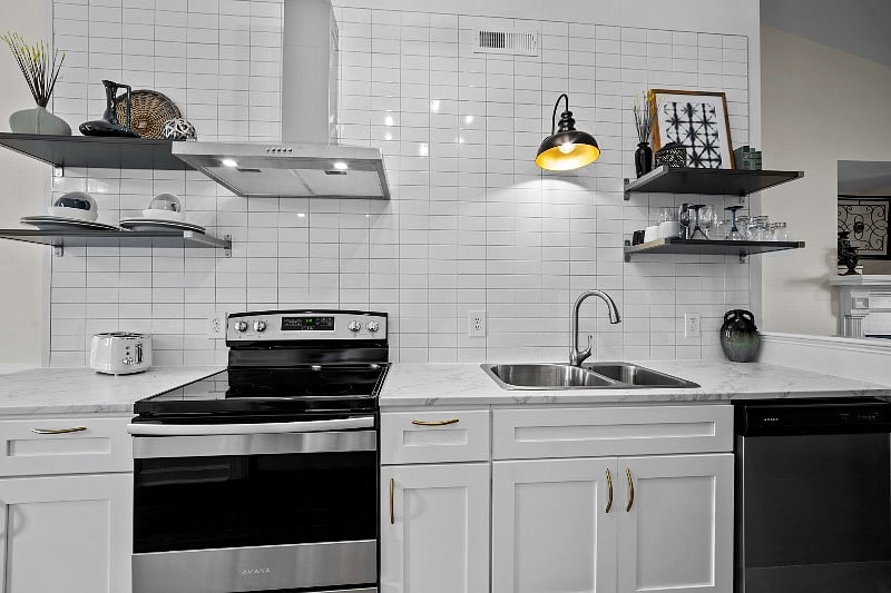 Furnished Finder property 558665_1 photo 3