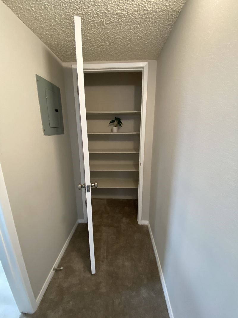 Furnished Finder property 558679_1 photo 15