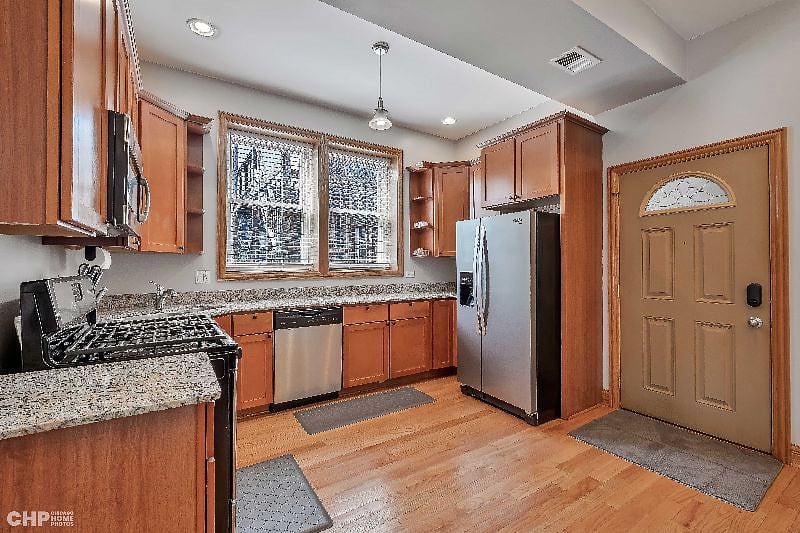 Furnished Finder property 558685_1 photo 9