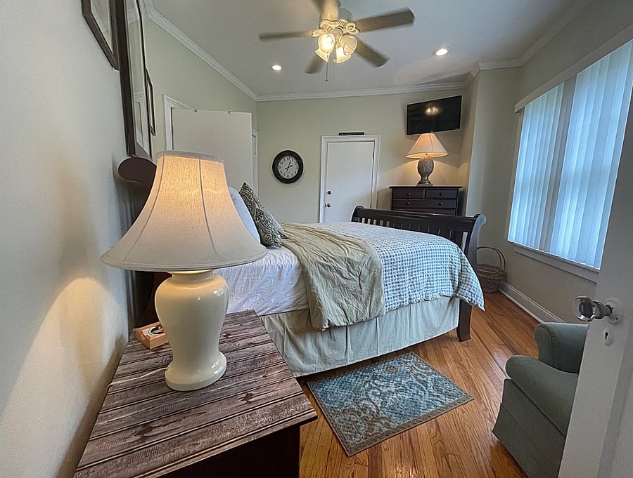 Furnished Finder property 558697_5 photo 7