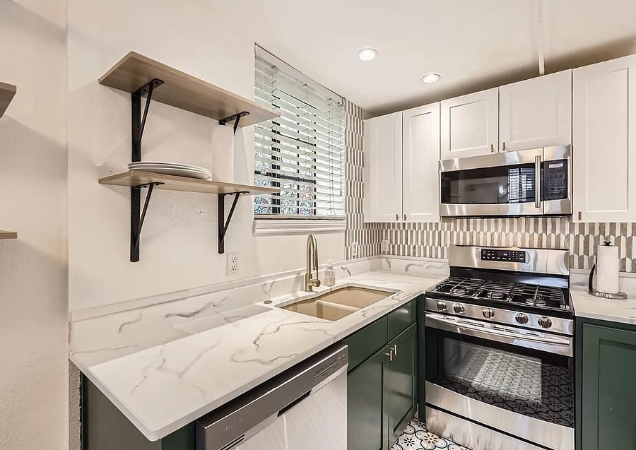 Furnished Finder property 558708_1 photo 11