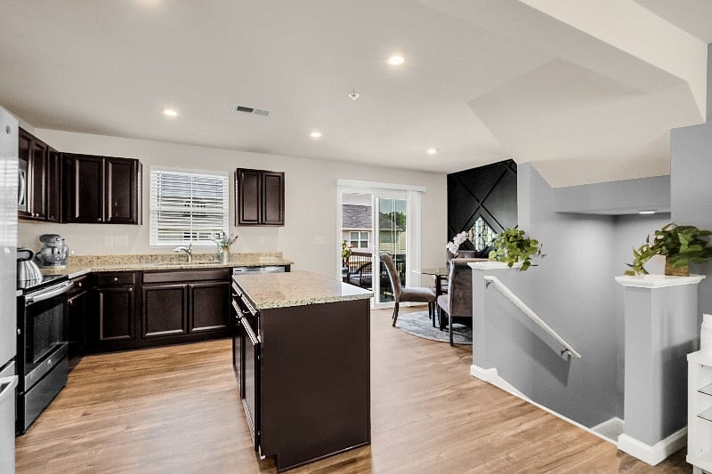 Furnished Finder property 558803_1 photo 3