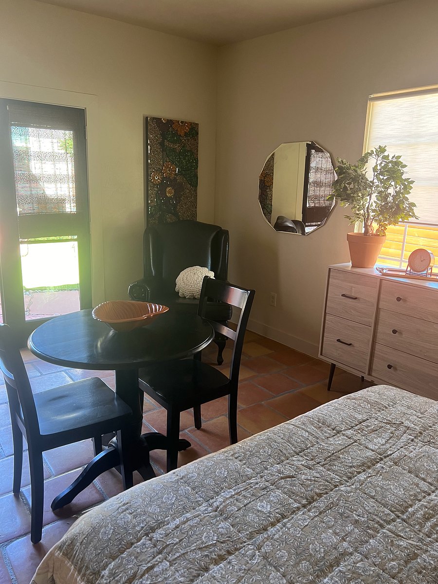 Furnished Finder property 558833_2 photo 16