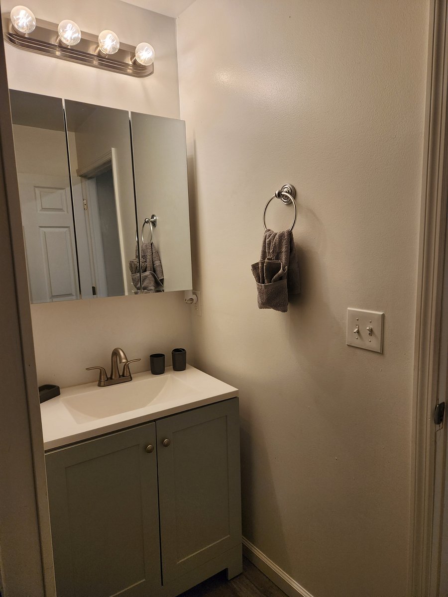 Furnished Finder property 558872_2 photo 3