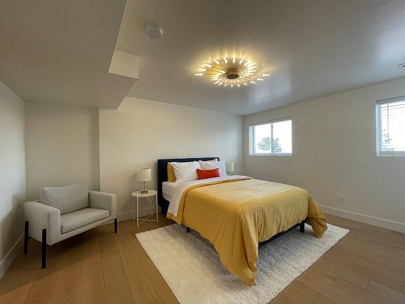 Queen Bedroom