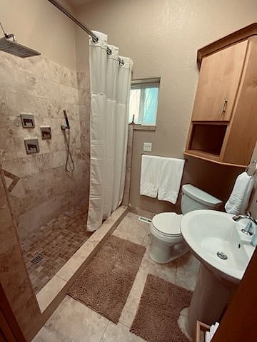 Furnished Finder property 558910_1 photo 12