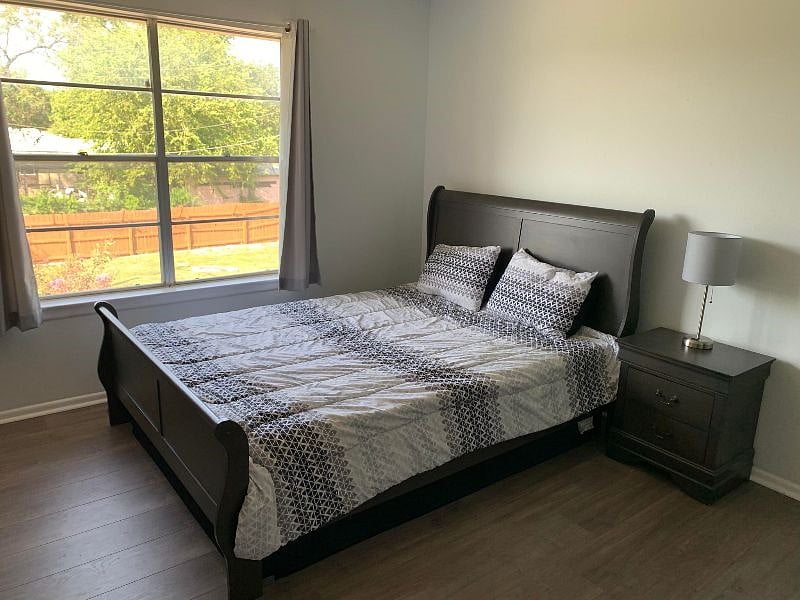 Furnished Finder property 558932_1 photo 4