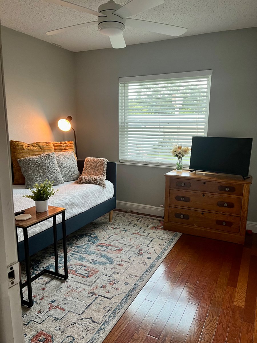 Furnished Finder property 558935_1 photo 9