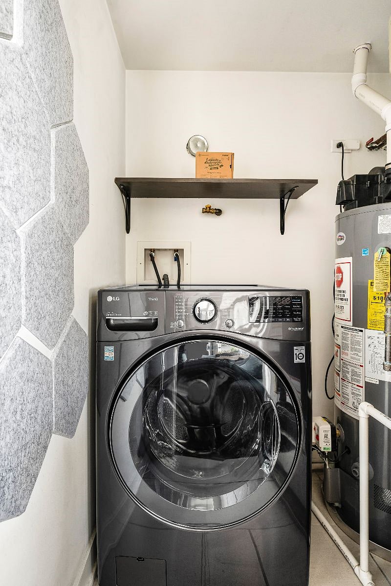 LG Ultra Capacity All-in-One Smart washer/dryer makes laundry a breeze. Never forget to put a wet load of clothes in the dryer again - this machine washes and then dries! Detergent sheets provided.