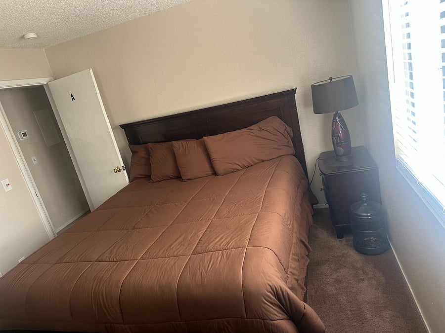 Furnished Finder property 558975_1 photo 9