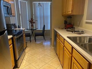 Furnished Finder property 558988_1 photo 18