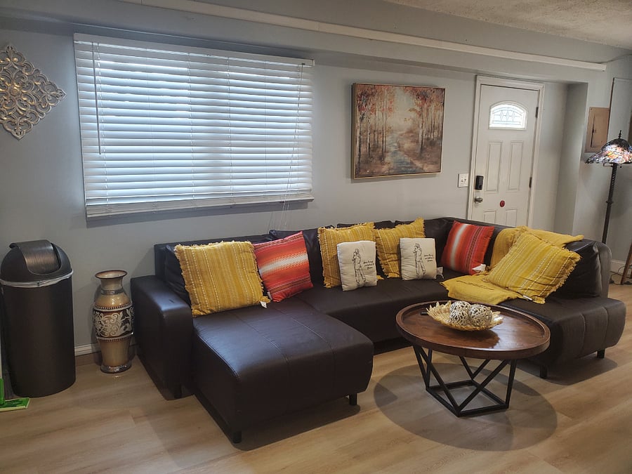 Furnished Finder property 558990_1 photo 4