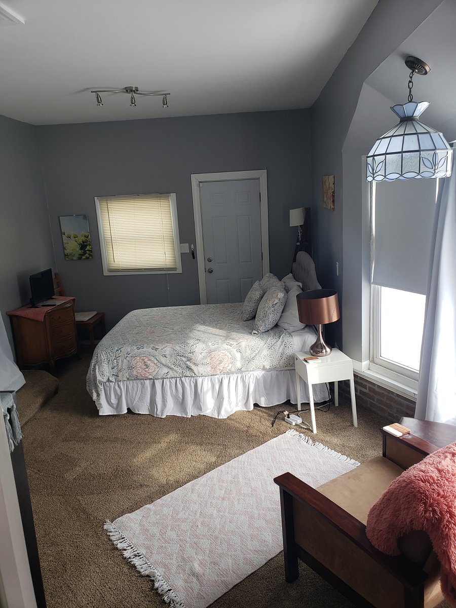 Furnished Finder property 559010_1 photo 4
