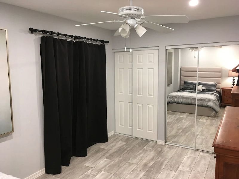 Sliding door leads to Deck.
Washer & Dryer in closet.