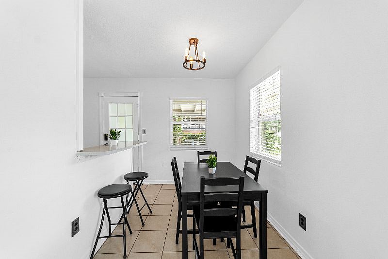 Furnished Finder property 559095_1 photo 4