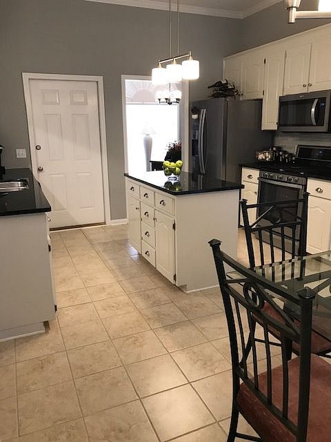 Furnished Finder property 559125_1 photo 9