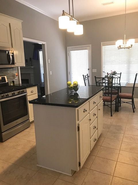 Furnished Finder property 559125_1 photo 10