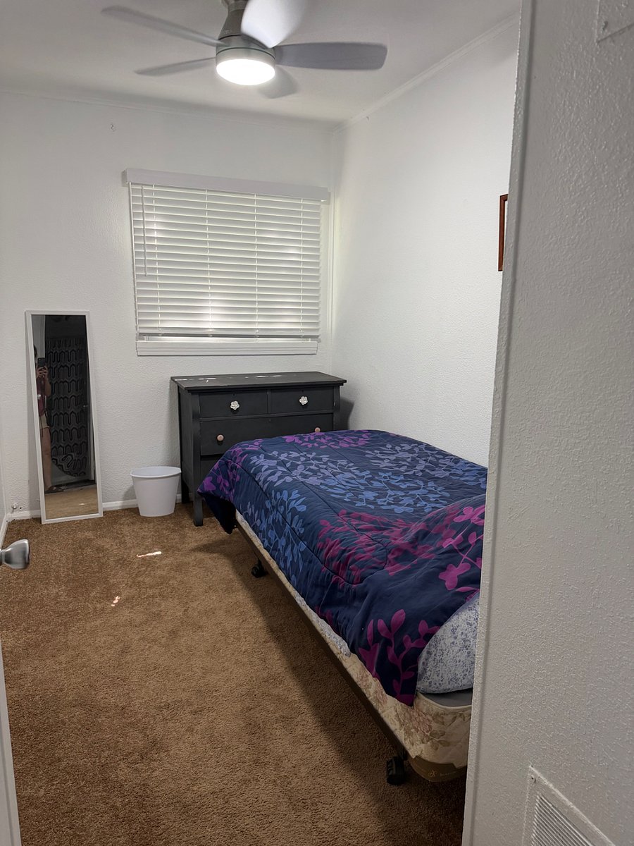 Bedroom 3 can be set up as a bedroom or an office based on your choice
