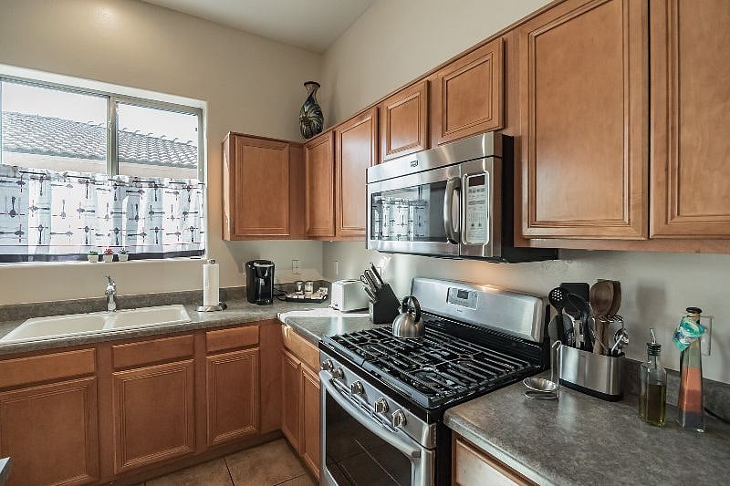 Furnished Finder property 559264_1 photo 18