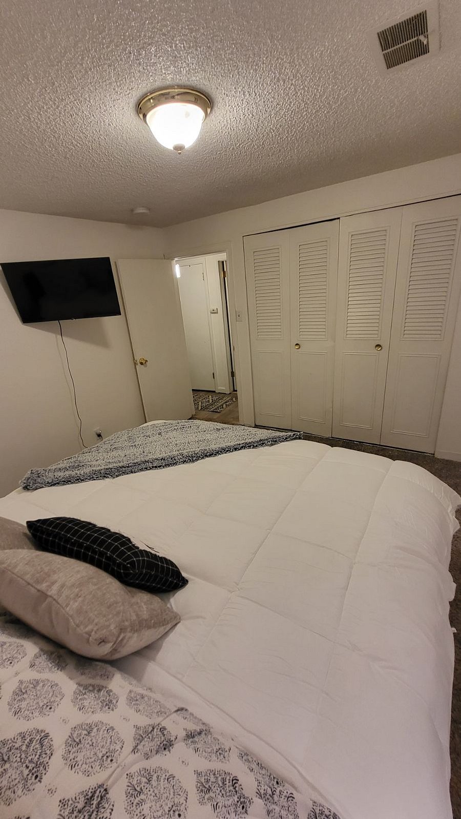 Furnished Finder property 559350_1 photo 30