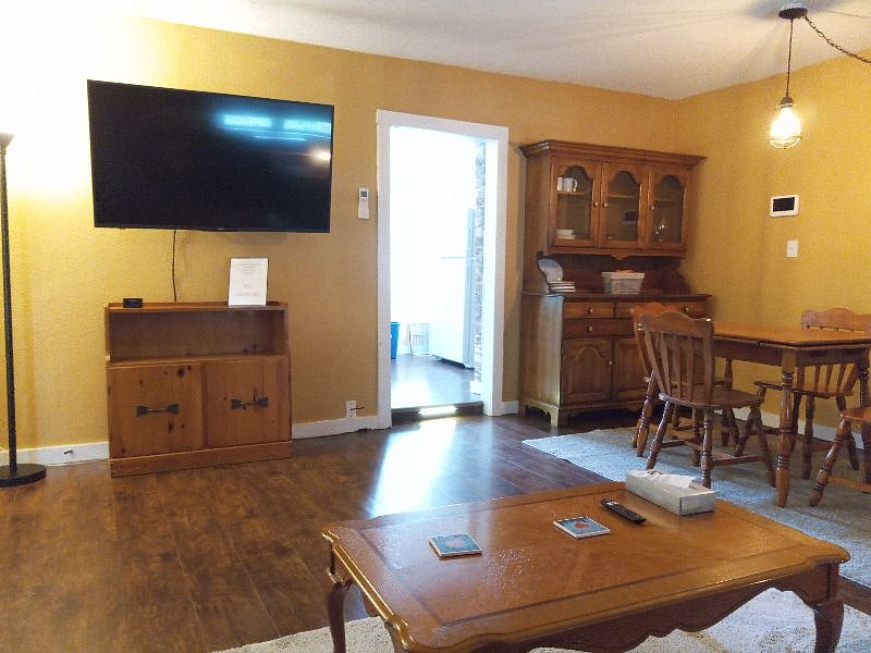 Furnished Finder property 559379_1 photo 3
