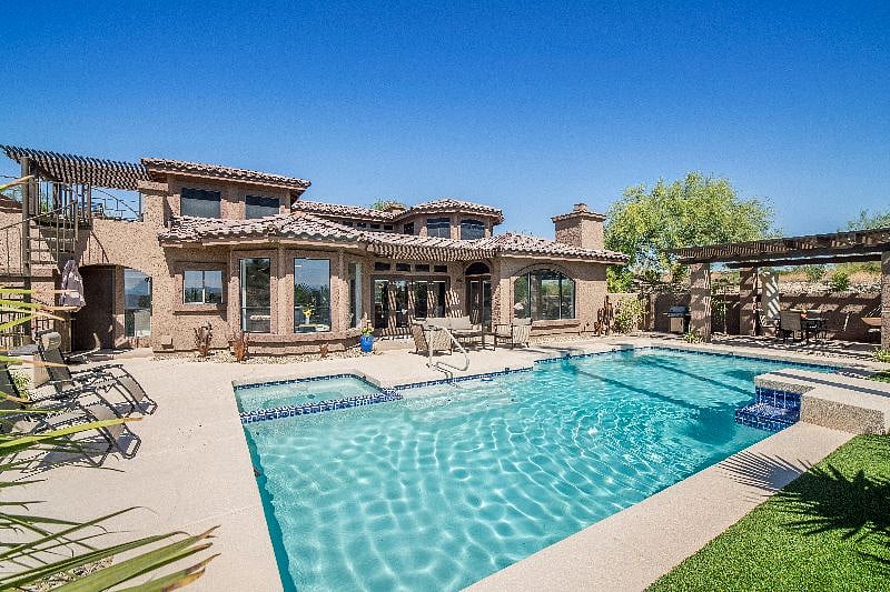 Furnished Finder property 559558_1 photo 2