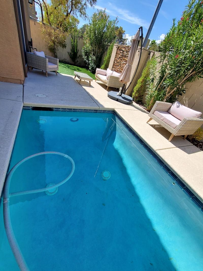 Furnished Finder property 559625_1 photo 3