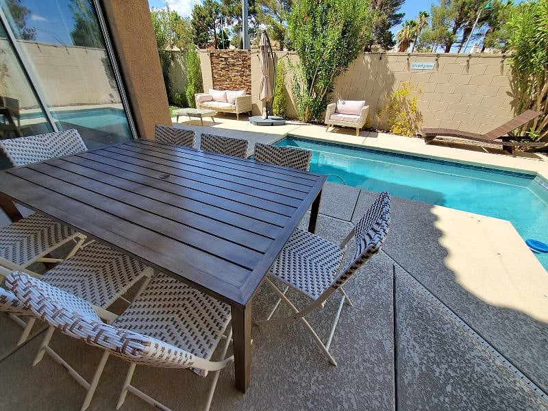 Furnished Finder property 559625_1 photo 4