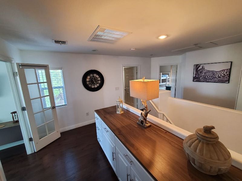 Furnished Finder property 559625_1 photo 18